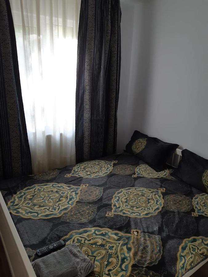 Ferienwohnung Apartament Marco Baia Mare Exterior foto
